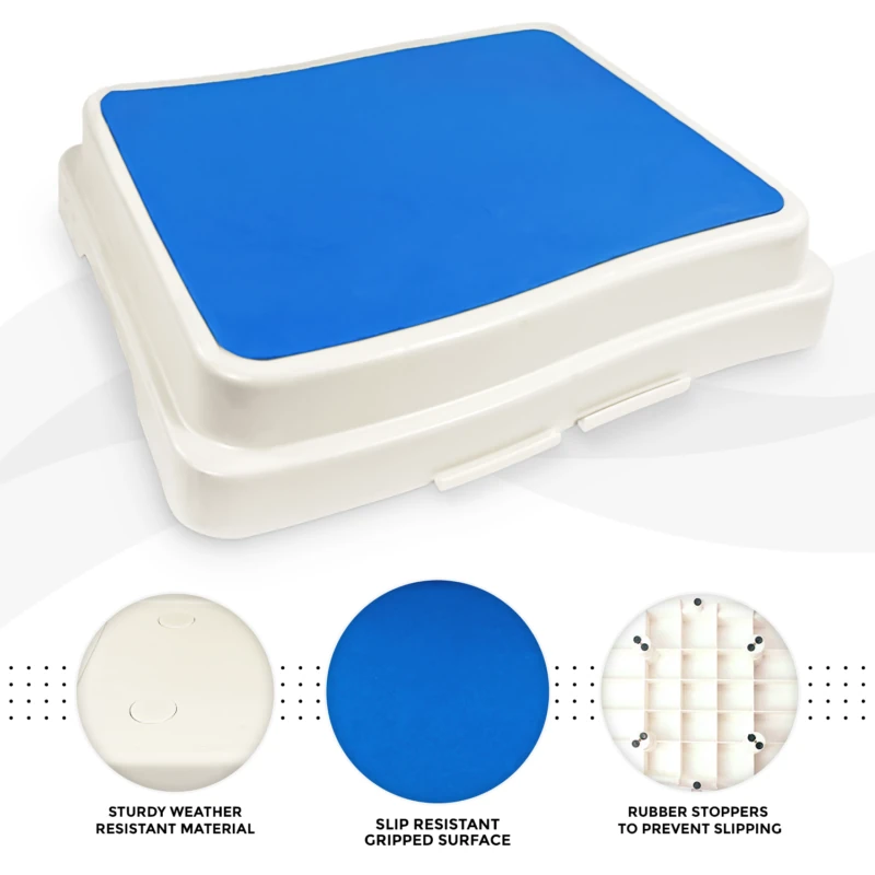 Stackable bath step with blue slip-resistant surface and rubber stoppers.