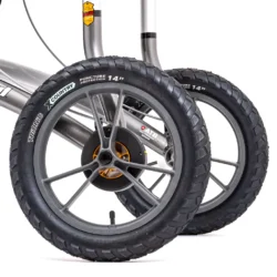 Close-up of 14-inch wheels on Trionic Veloped Golf 14er.